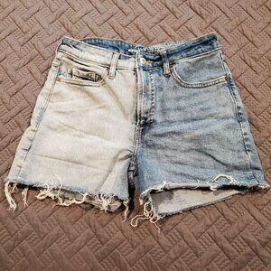 Old Navy O.G. Straight High-Rise Cutoff Jean Shorts – Size 6 (DIY/Distressed)